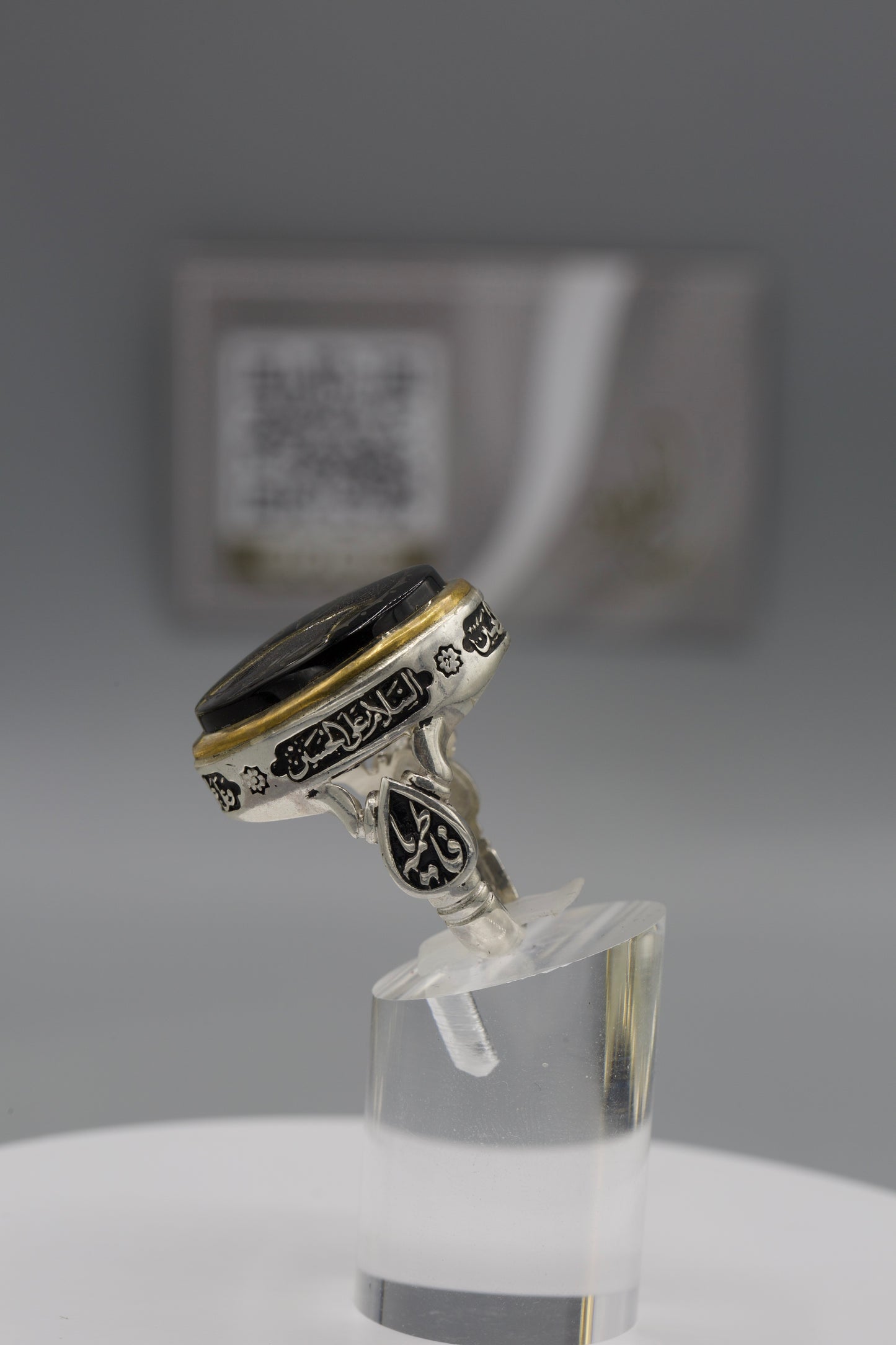 Men’s silver engraved black Aqeeq