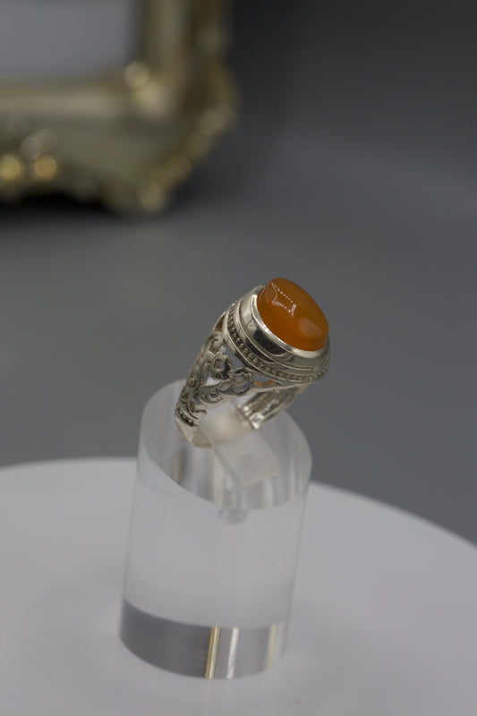 Small Aqeeq Yemeni Ring