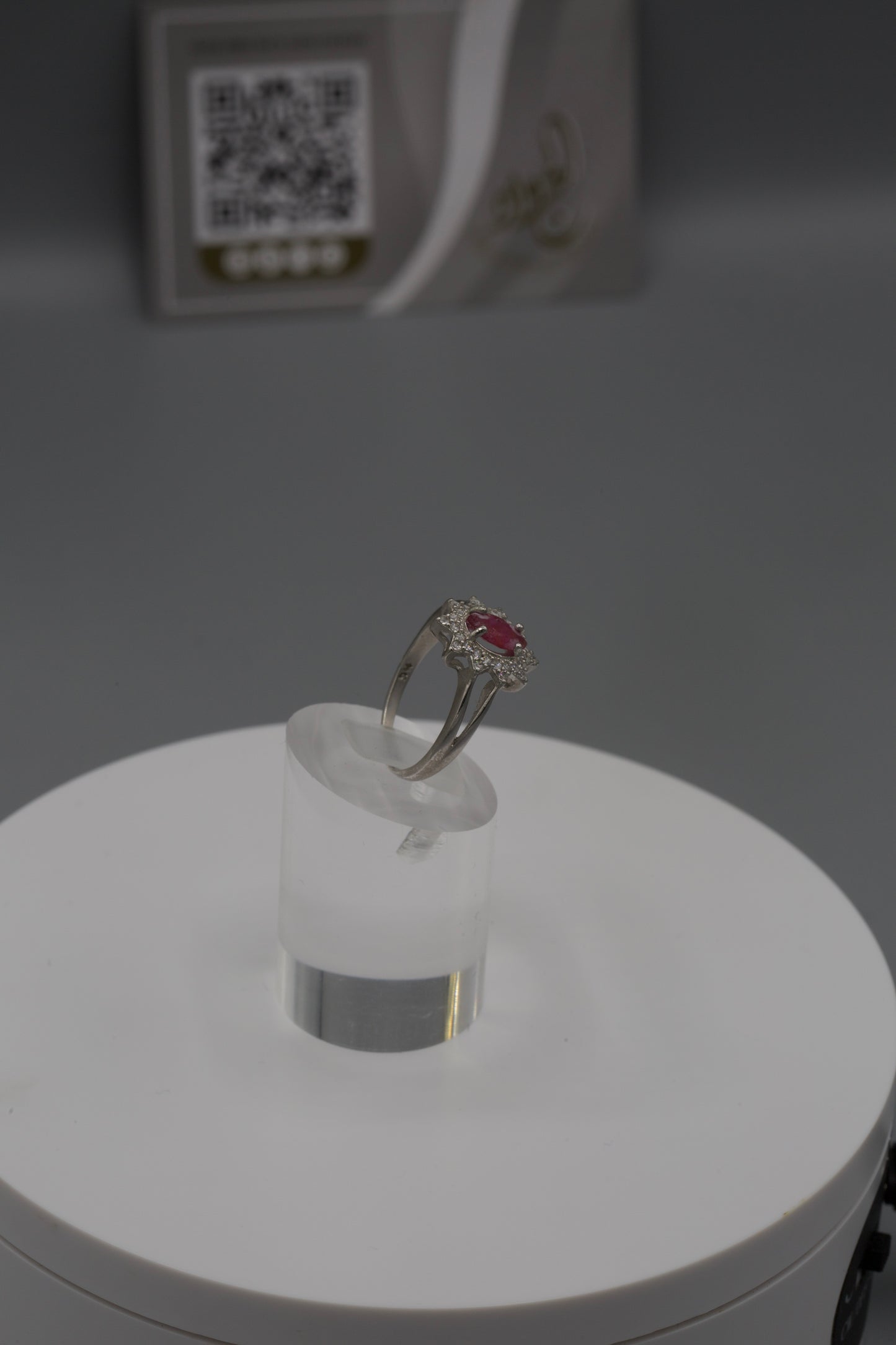 Women’s silver Ruby Ring [18]