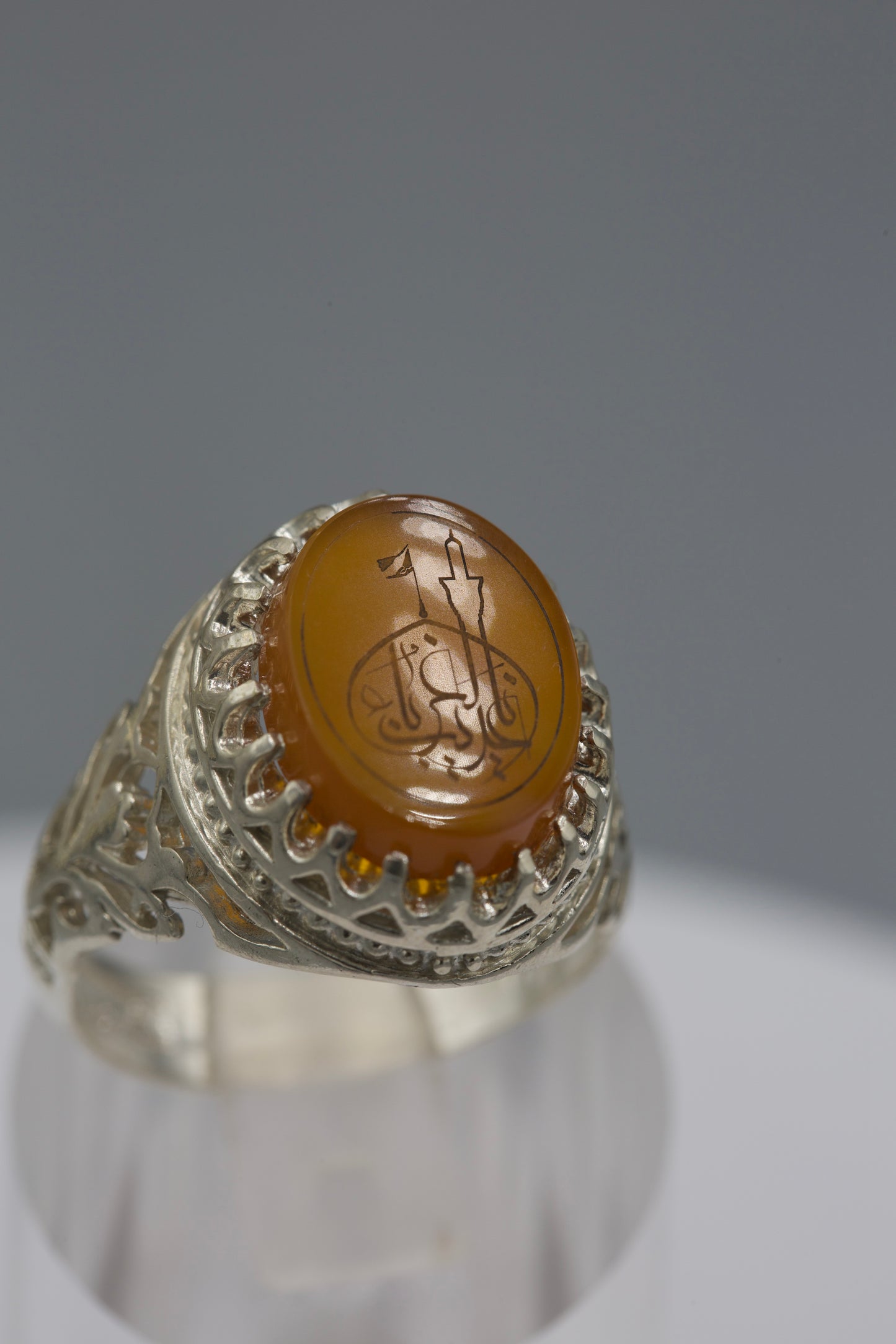 Yemeni Aqeeq ‘ghareeb al-Ghuraba’ Engraved ring