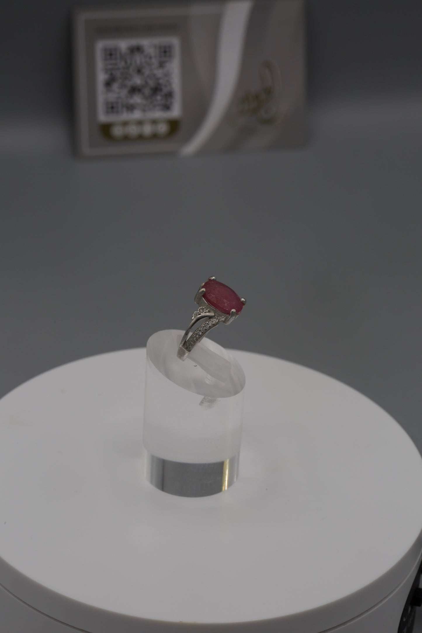 Women’s silver Ruby Ring [12]