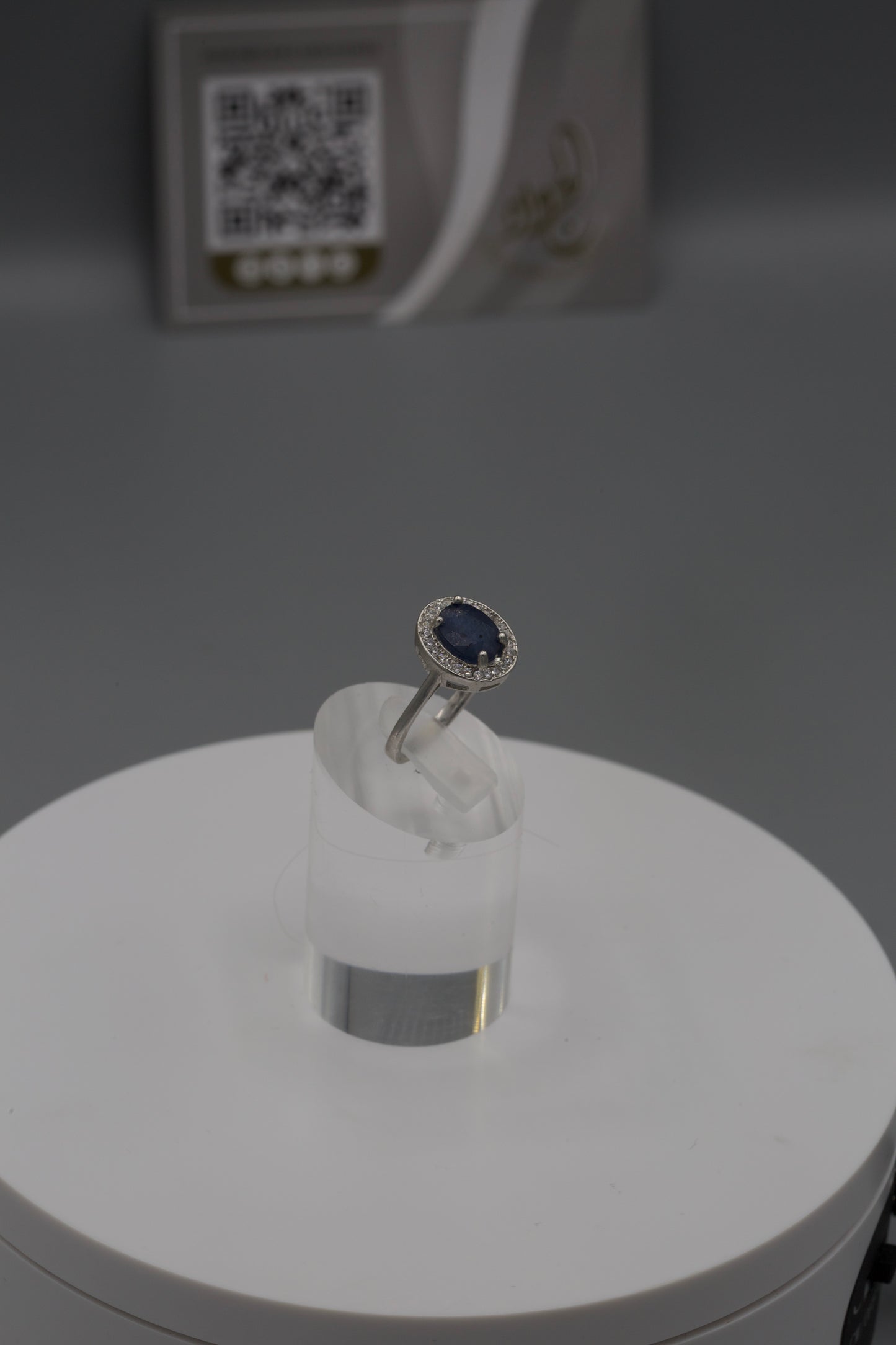 Round Sapphire Ring