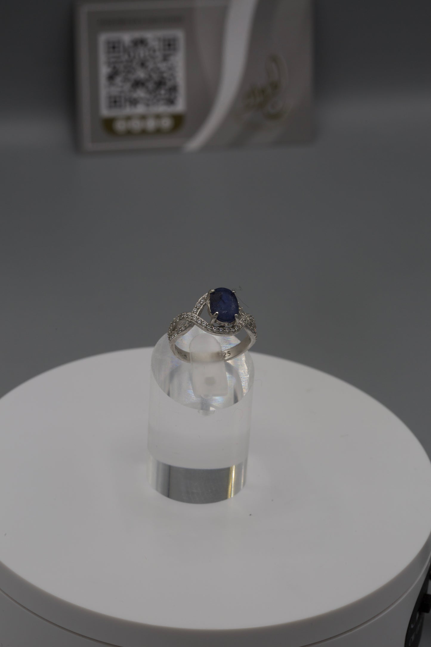 Women’s Sapphire Ring [05]