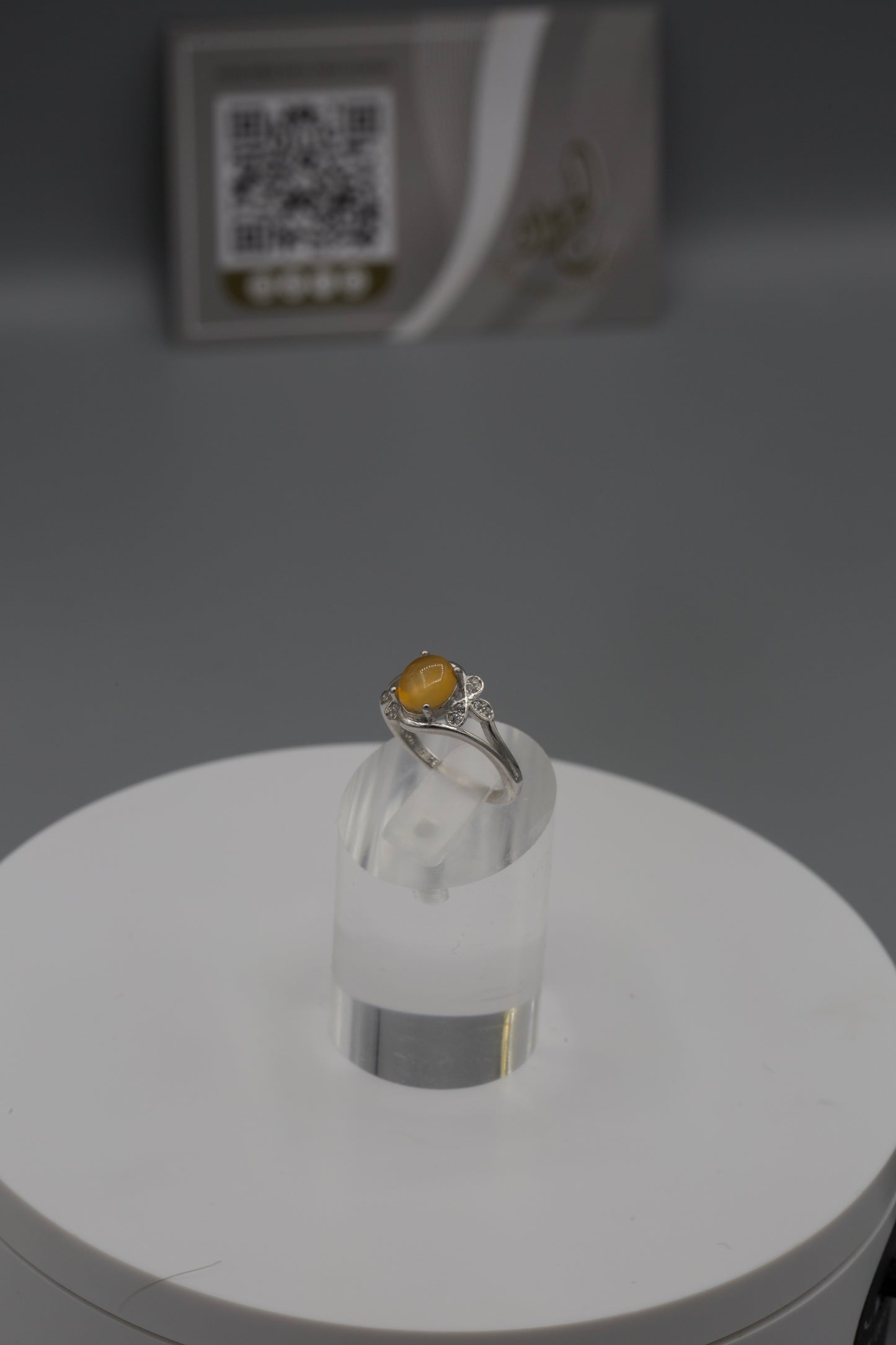 Small female Aqeeq Ring